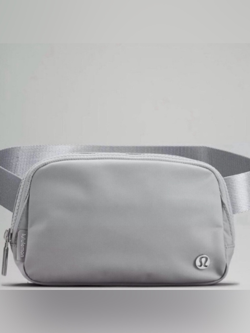 NWT lululemon Everywhere Belt Bag